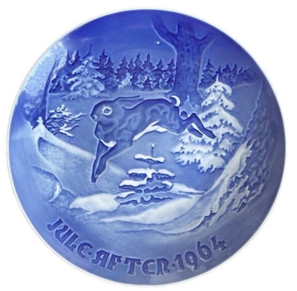 B&G Bing & Grondahl 1964 The Fir Tree H.C. Andersen Christmas Plate Denmark